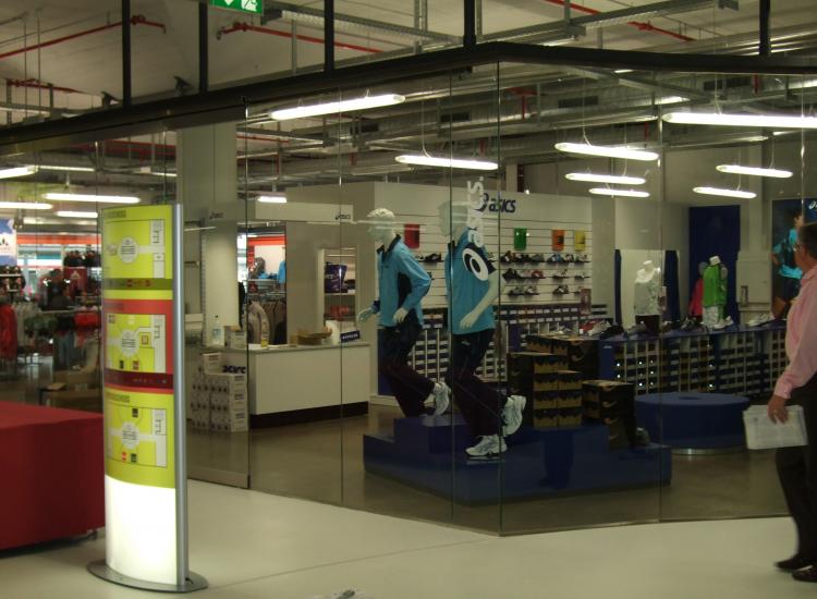 Referenzen – Shopfronten von GLASAKTIV