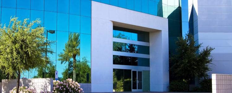 GLASAKTIV – Partner im Glasbau: Lieferanten für Flachglas, Beschläge und Stahlbauteile